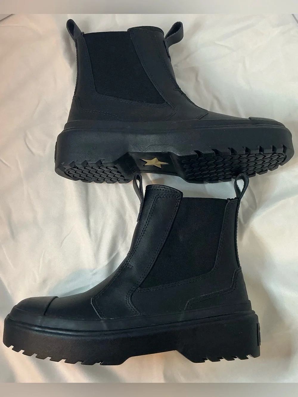 NWOT Converse Chuck Taylor All Star Lugged Chelsea Rain Boots Black 5.5